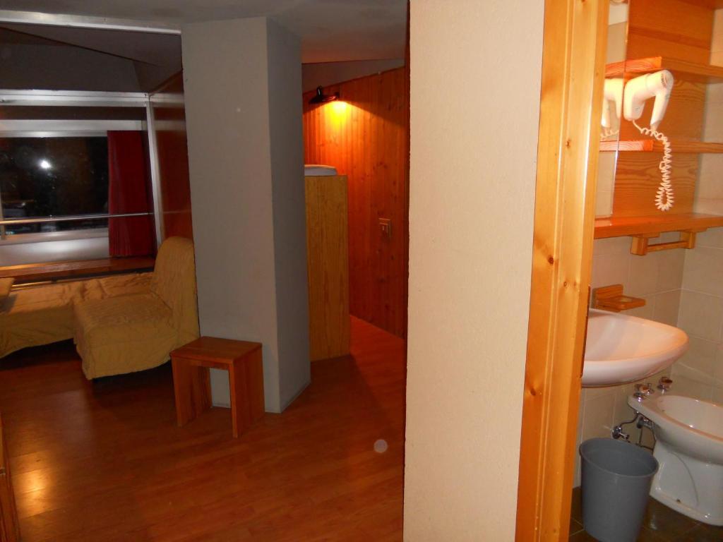 Residence Sole Alto Marilleva Room photo